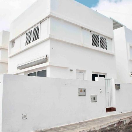 Gran terraza, 1 minuto de las piscinas naturales Punta Mujeres Exterior foto