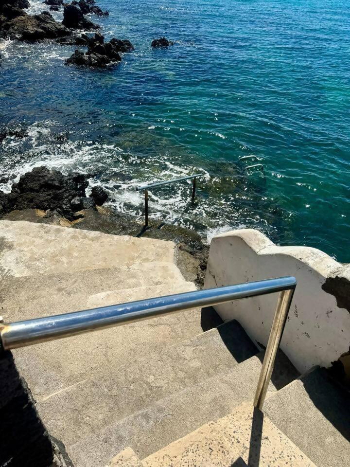 Gran terraza, 1 minuto de las piscinas naturales Punta Mujeres Exterior foto
