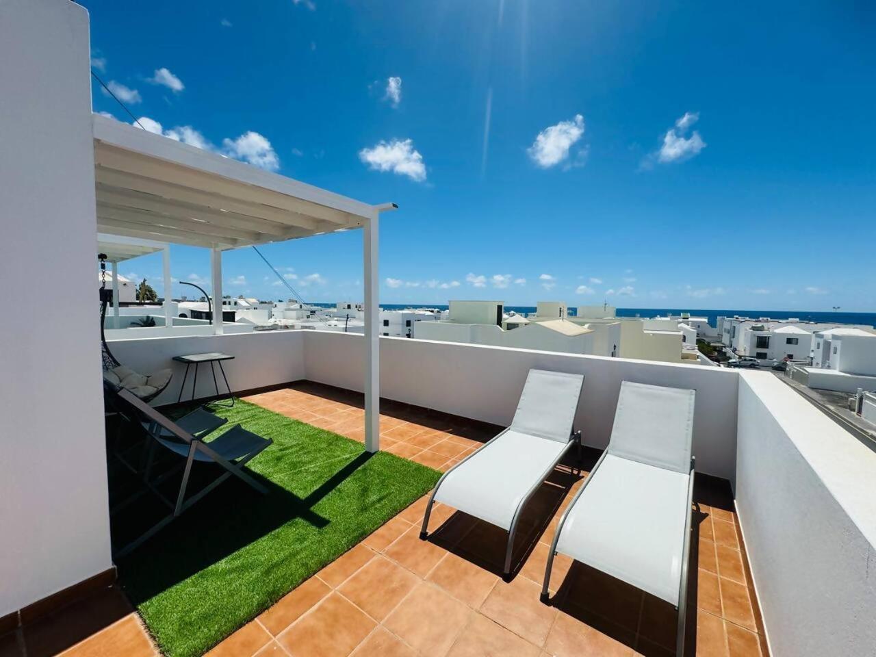 Gran terraza, 1 minuto de las piscinas naturales Punta Mujeres Exterior foto