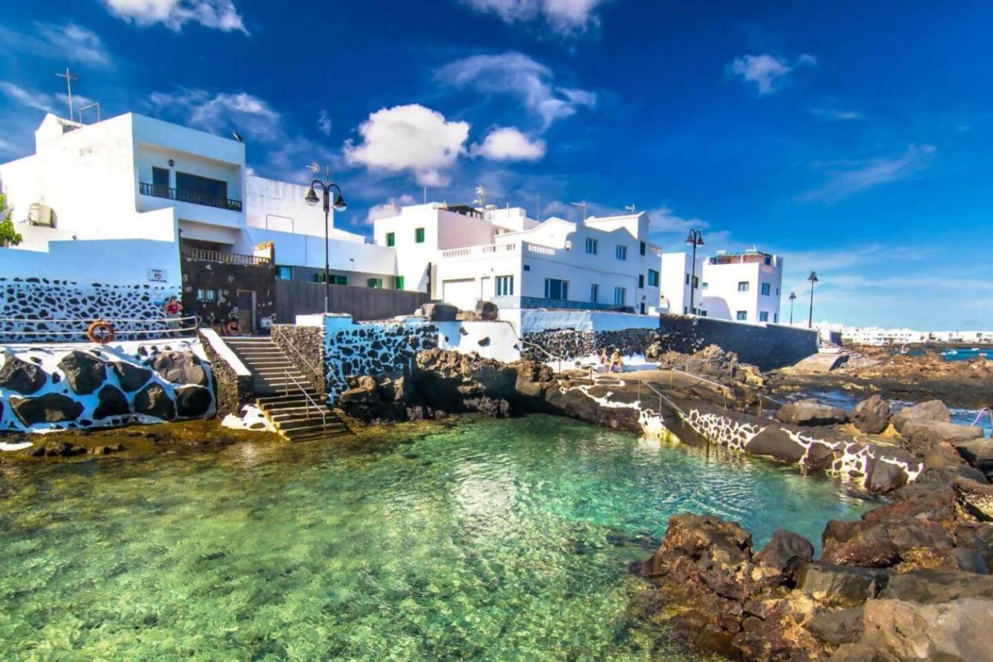 Gran terraza, 1 minuto de las piscinas naturales Punta Mujeres Exterior foto